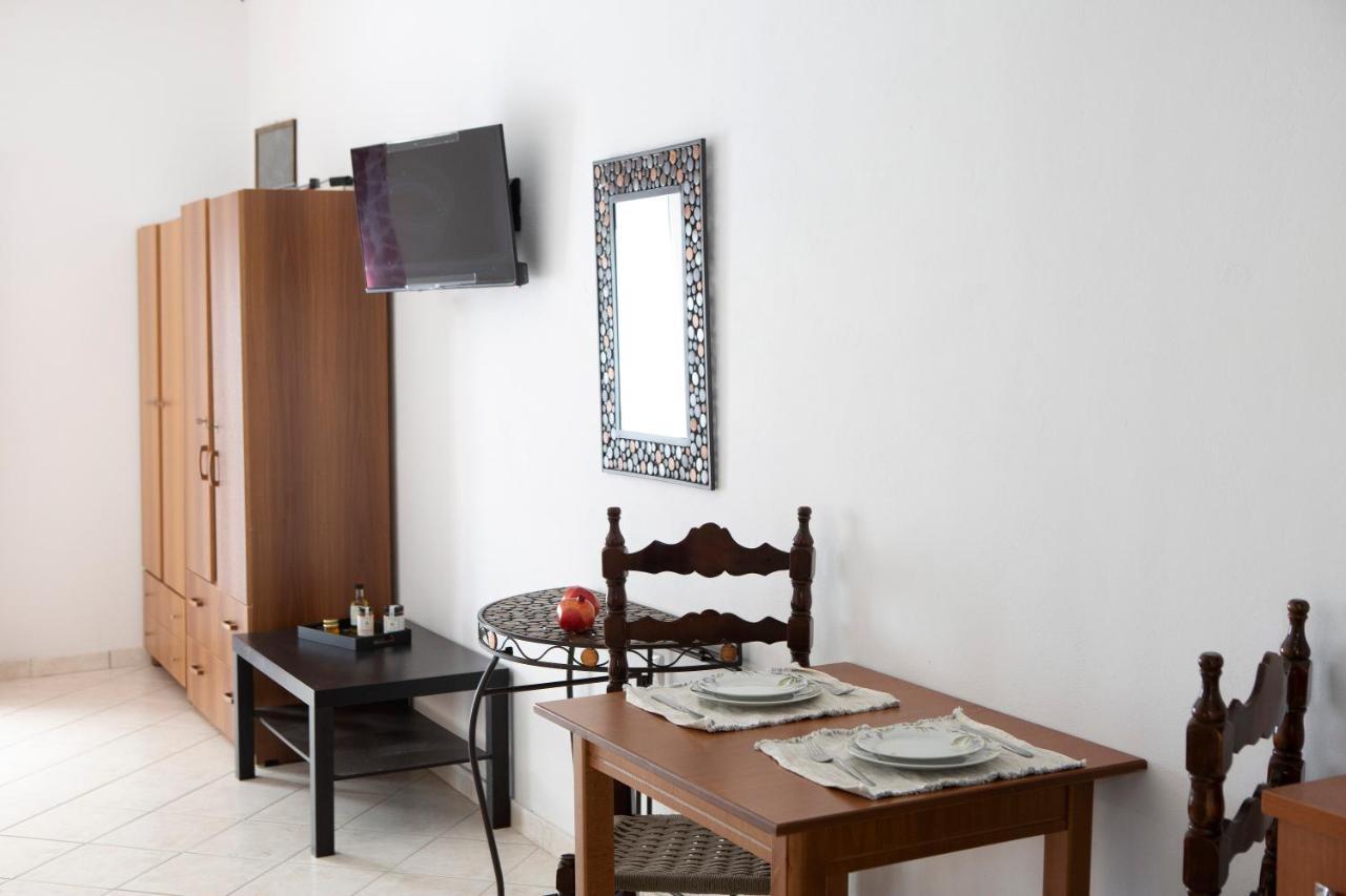 Spacious Studios Lefkada Mountain View Near Beach Dragano エクステリア 写真